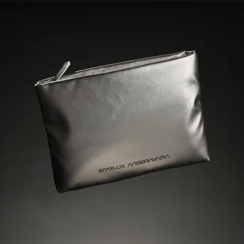 Premium Economy Class - Amenity Kit